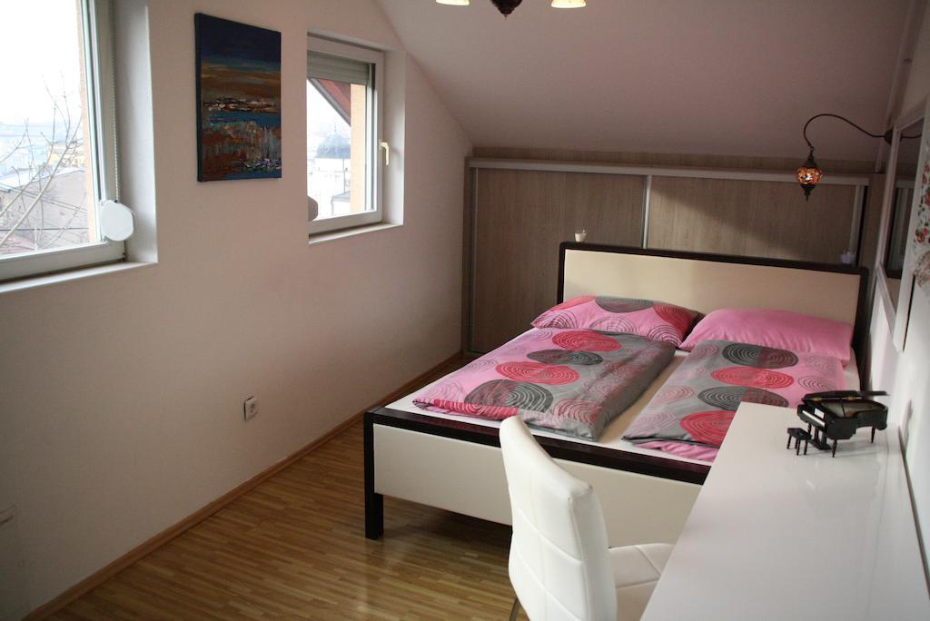 Apartments Town Center SJJ Habitación foto