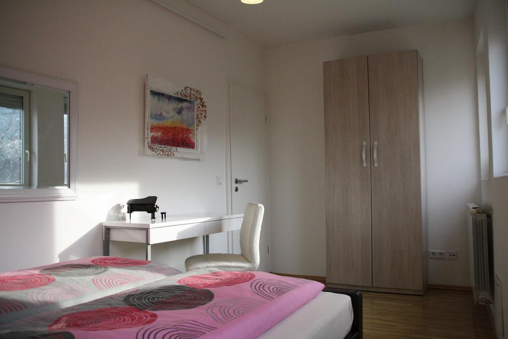Apartments Town Center SJJ Habitación foto